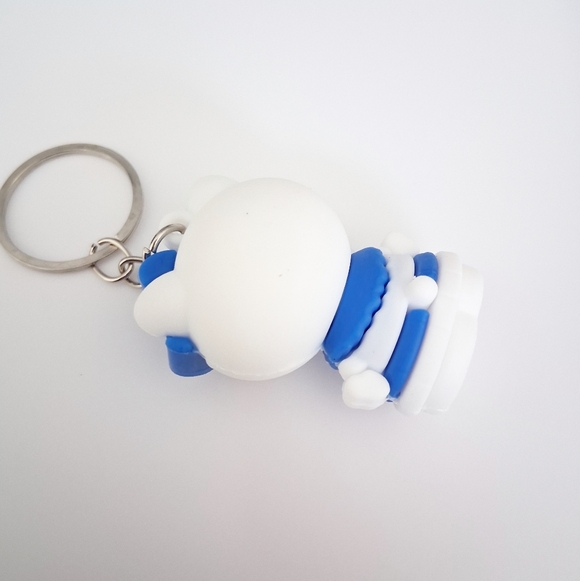 Hello Kitty Keychain - Picture 4 of 5
